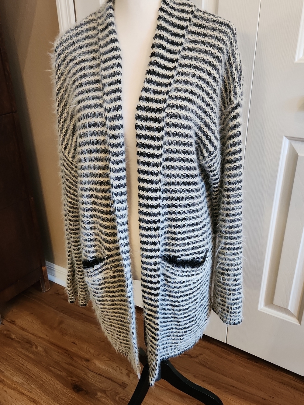 Q2 Black & Cream Striped Open-Front Cardigan